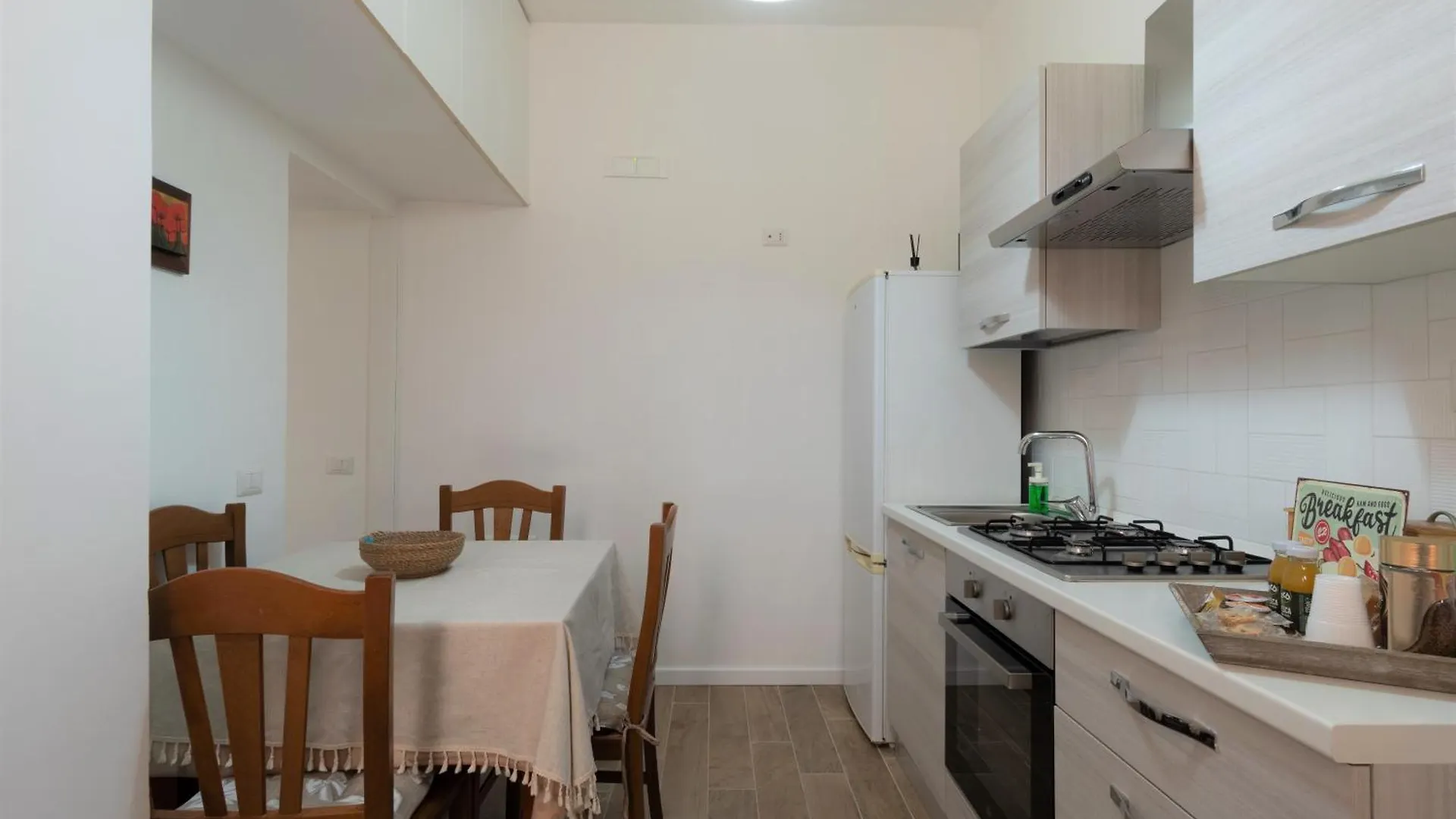 ナポリMeryli Houseアパートメント イタリア
